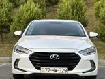 Hyundai Elantra-1