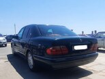 Mercedes E 200-4