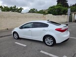 Kia Cerato-7