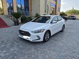 Hyundai Elantra-3