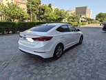 Hyundai Elantra-6