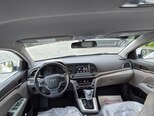 Hyundai Elantra-16