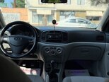 Hyundai Accent-8