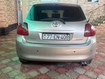 Toyota Auris-2