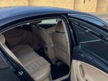 Volkswagen Passat-5