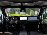 Jeep Wrangler-11