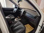 Hyundai Santa Fe-13
