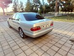 Mercedes E 230-4