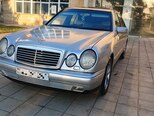 Mercedes E 230-3