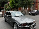 BMW 320-2