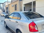 Hyundai Accent-8