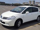 Nissan Tiida-2