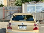 Volkswagen Passat-7
