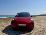 Tesla Model Y-1