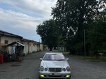 Mercedes E 240-8