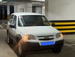 Chevrolet Niva-1