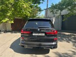 BMW X7-4