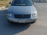 Volkswagen Passat-1
