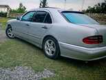 Mercedes E 230-7