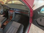 Mercedes 200 E-11
