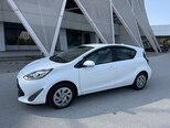 Toyota Aqua-5