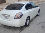 Nissan Altima-2