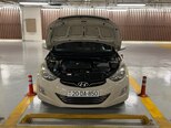 Hyundai Elantra-6