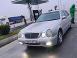 Mercedes E 270-7