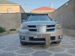 Mitsubishi Outlander-1
