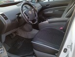 Toyota Prius-8