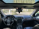 Jeep Grand Cherokee-13