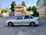 Opel Vectra-12
