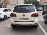 Volkswagen Touareg-2