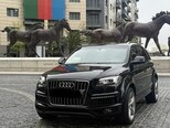 Audi Q7-3