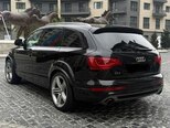 Audi Q7-7