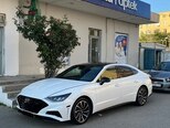 Hyundai Sonata-2