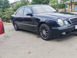 Mercedes E 240-3