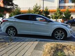 Hyundai Elantra-7