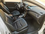 Hyundai Elantra-13