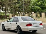 Mercedes E 280-10