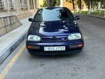 Volkswagen Golf-2