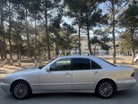 Mercedes E 270-10