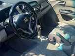 Honda Insight-3
