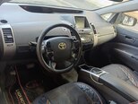 Toyota Prius-3