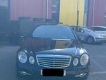 Mercedes E 220-1