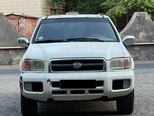 Nissan Pathfinder-1