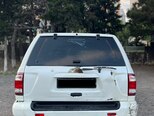 Nissan Pathfinder-2