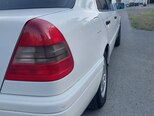 Mercedes C 200-8