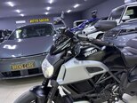 Ducati Diavel-10