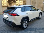 Toyota RAV4-8